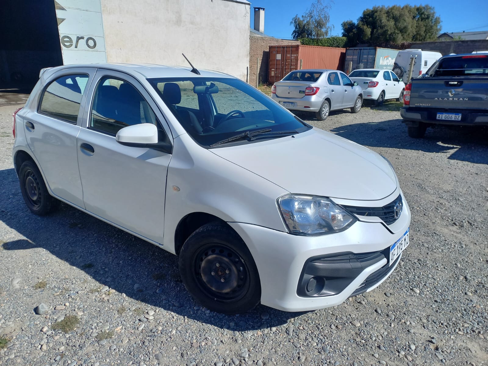Foto de Toyota ETIOS X 1.5 6M/T 5P